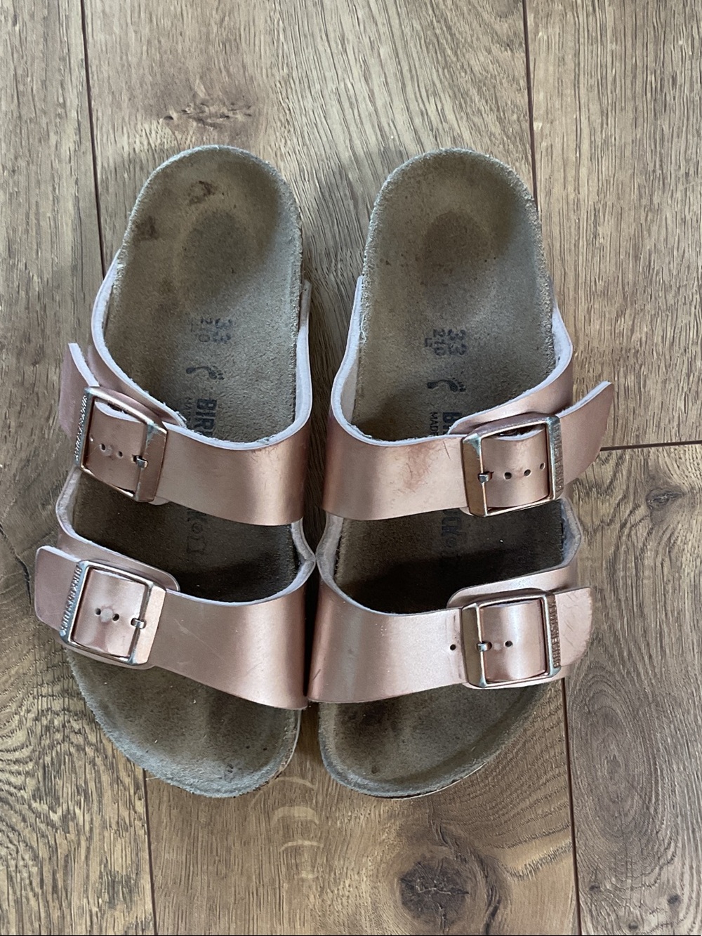Birkenstock Kids Double-Buckle Sandals in Rose Metallic